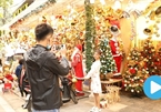 Hang Ma Street glows in Christmas spirit
